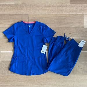 Med Couture Jogger Scrub Set